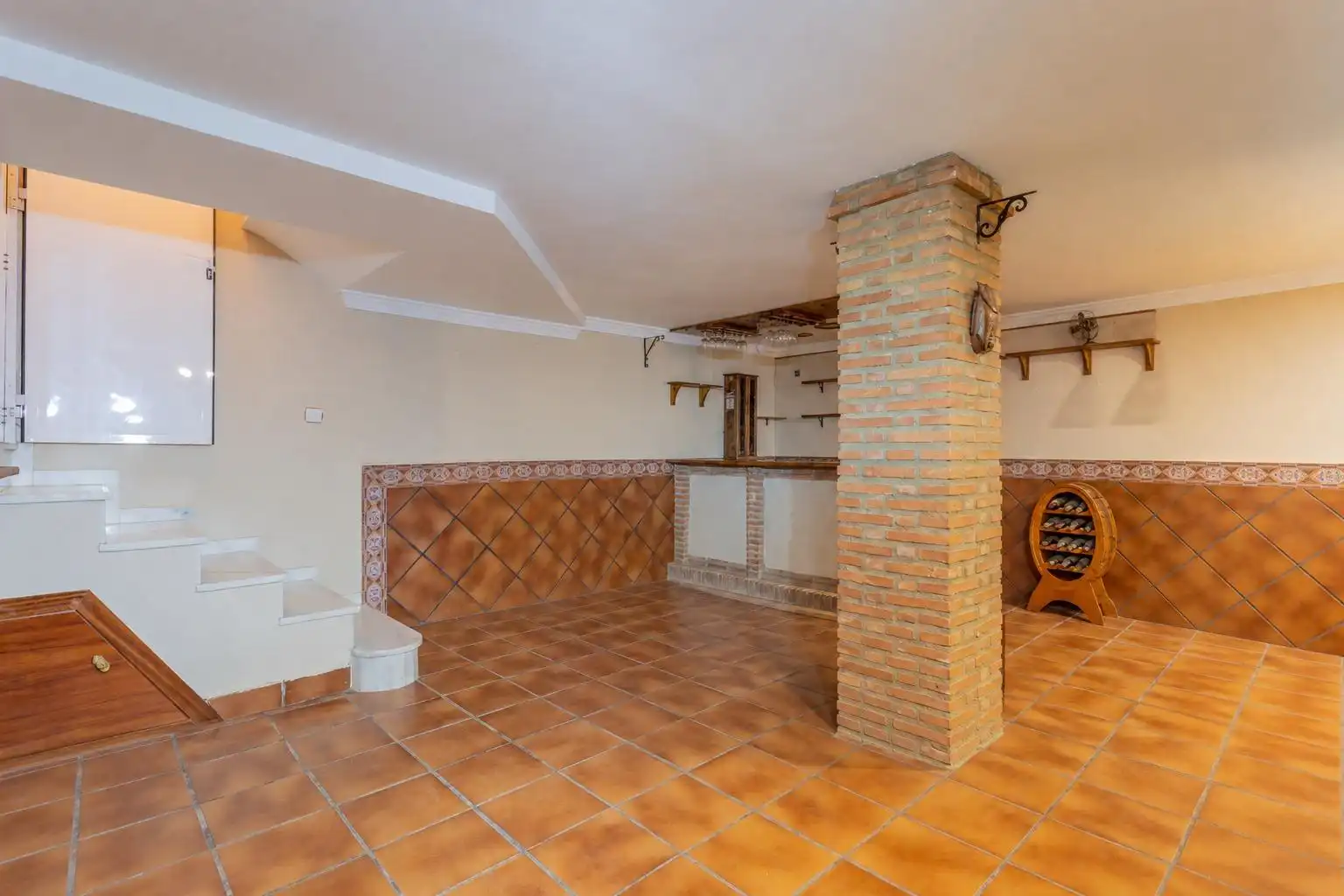 Casa adosada en venda en Alhendín amb Moblat i Piscina comunitària