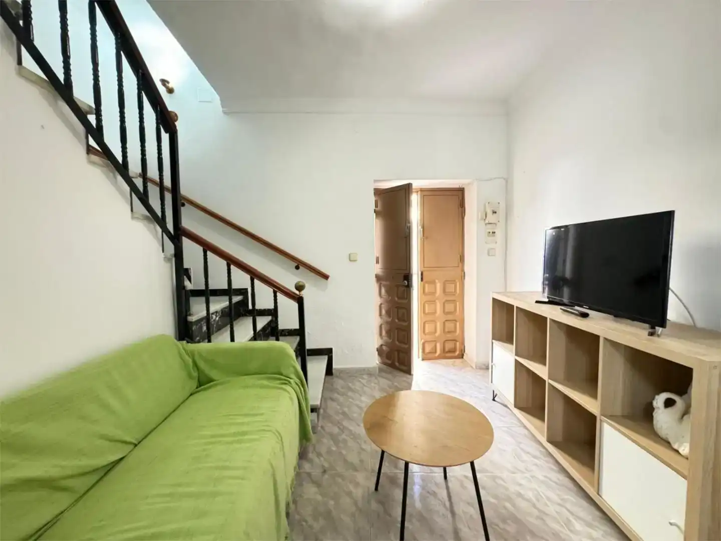Sala de estar de Casa adosada en venta en Torrox con Balcón