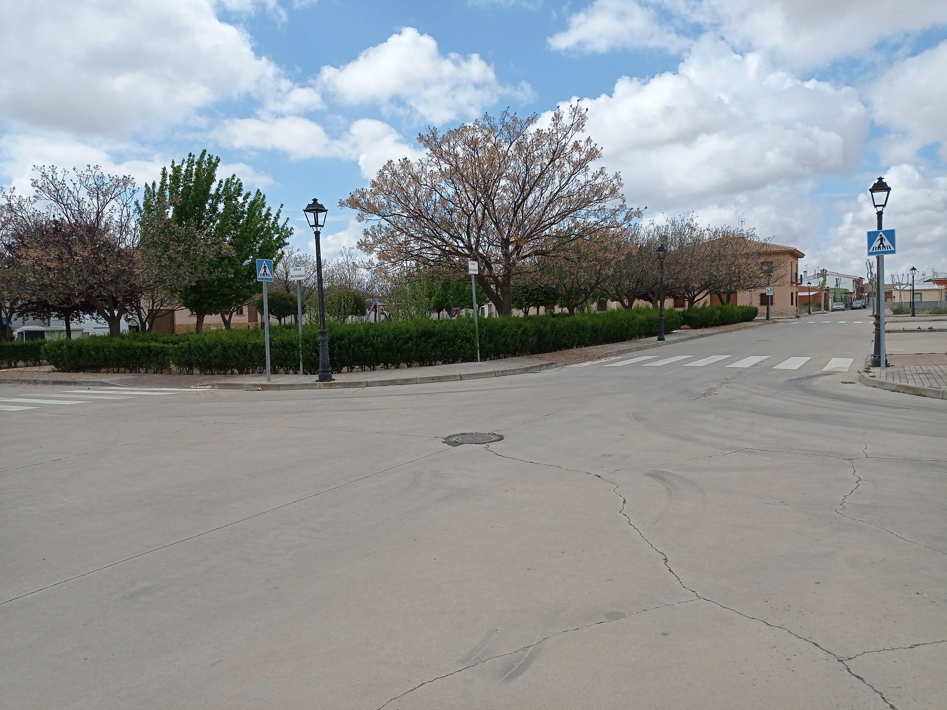 Vista exterior de Residencial en venta en Herencia