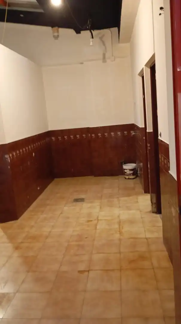 Bany de Local en venda en Albacete