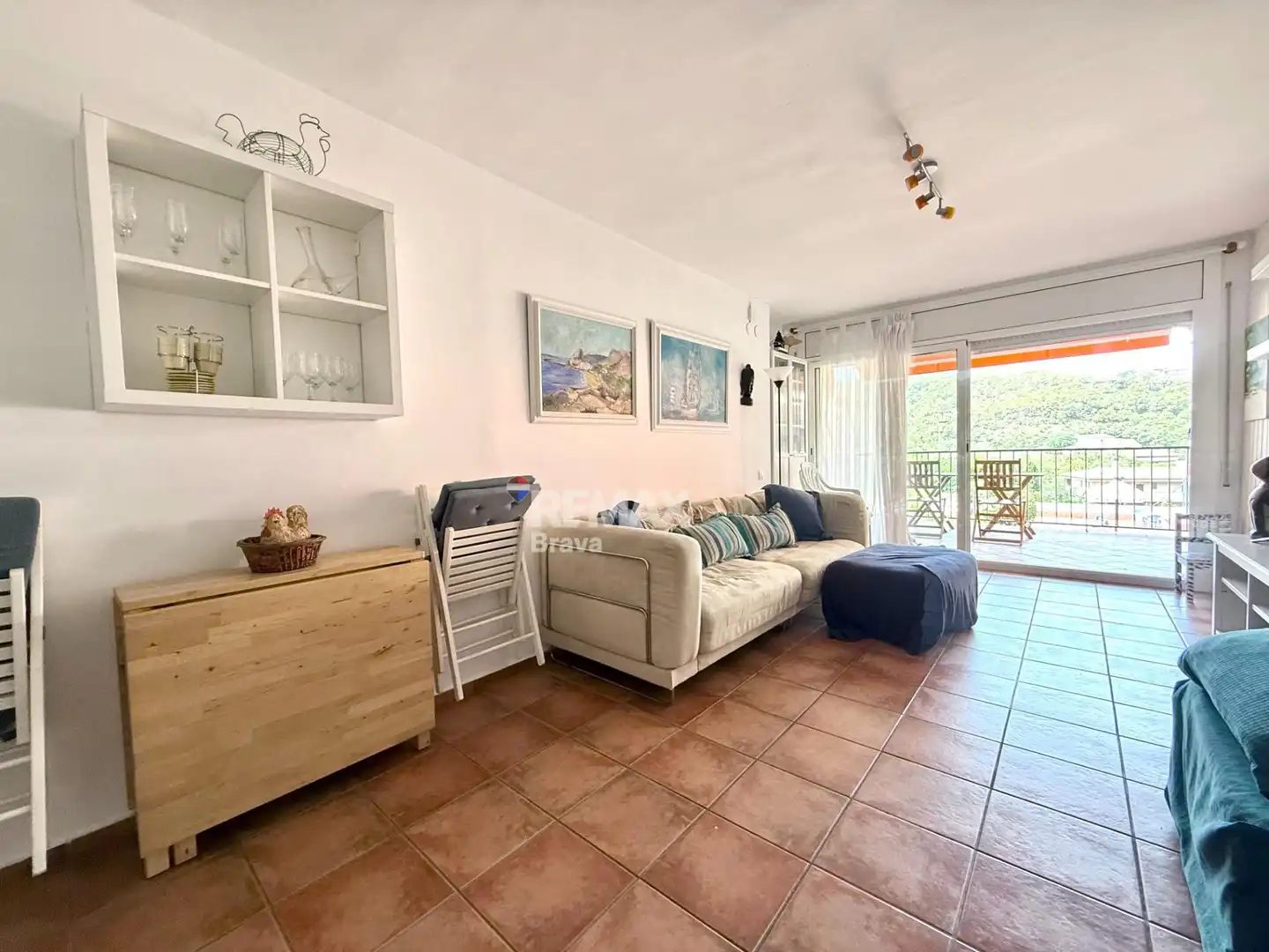 Sala d'estar de Apartament en venda en Tossa de Mar amb Jardí privat, Balcó i Piscina comunitària