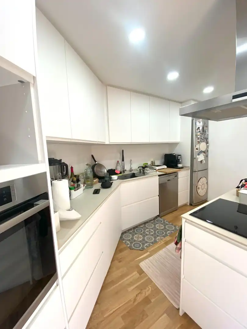 Küche von Wohnung zur Miete in Barcelona mit Heizung, Parkett und Möbliert