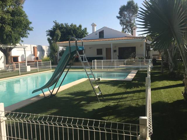 Finca rústica en Alquiler en Diseminado Tio Valenciano, 397 en Dolores de Pacheco - Santa Rosalía