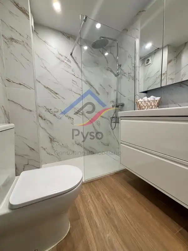 Badezimmer von Wohnung zur Miete in Santander mit Heizung, Möbliert und Ofen