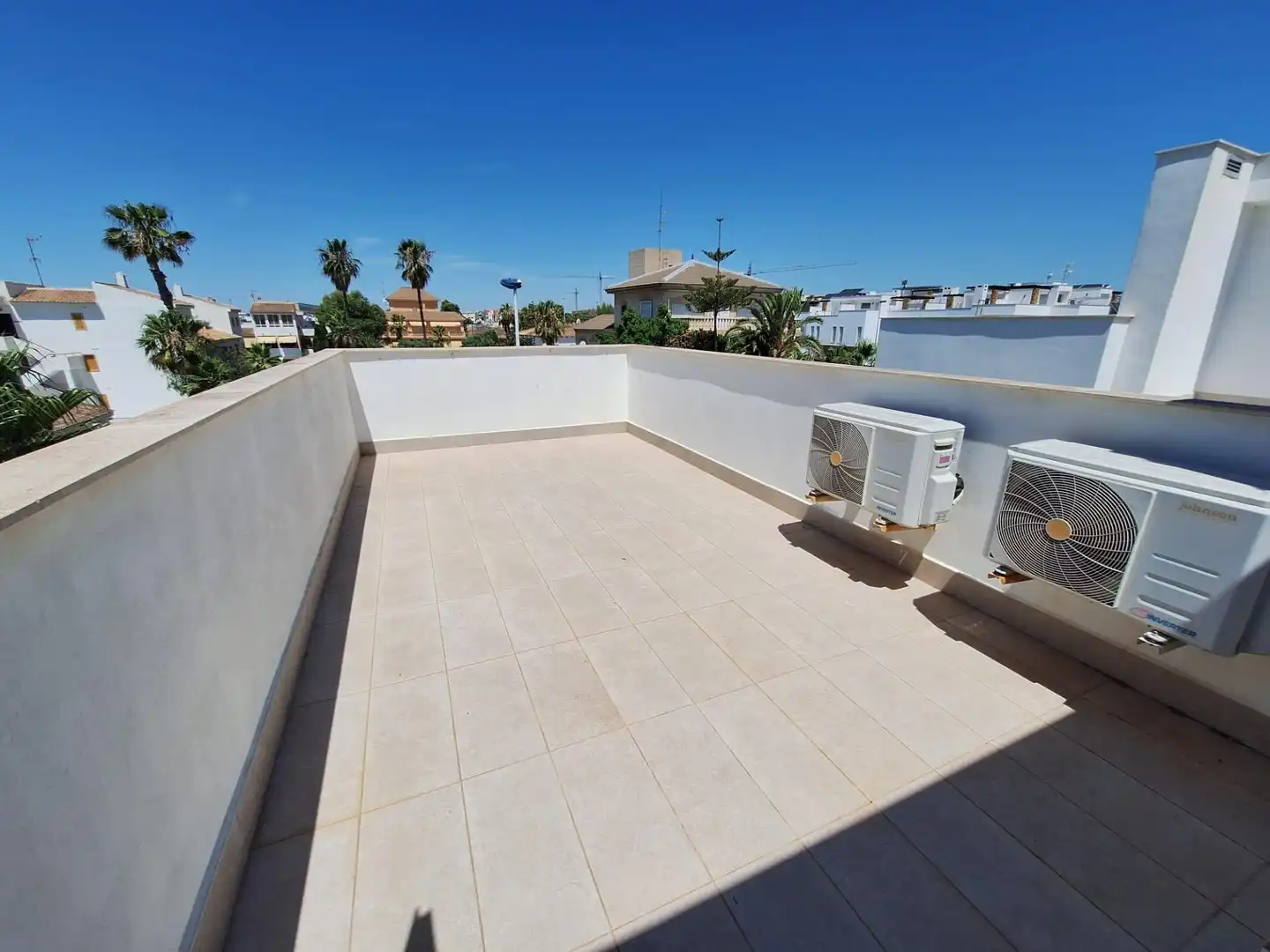 Terrassa de Casa o xalet en venda en Torrevieja amb Aire condicionat, Calefacció i Jardí privat