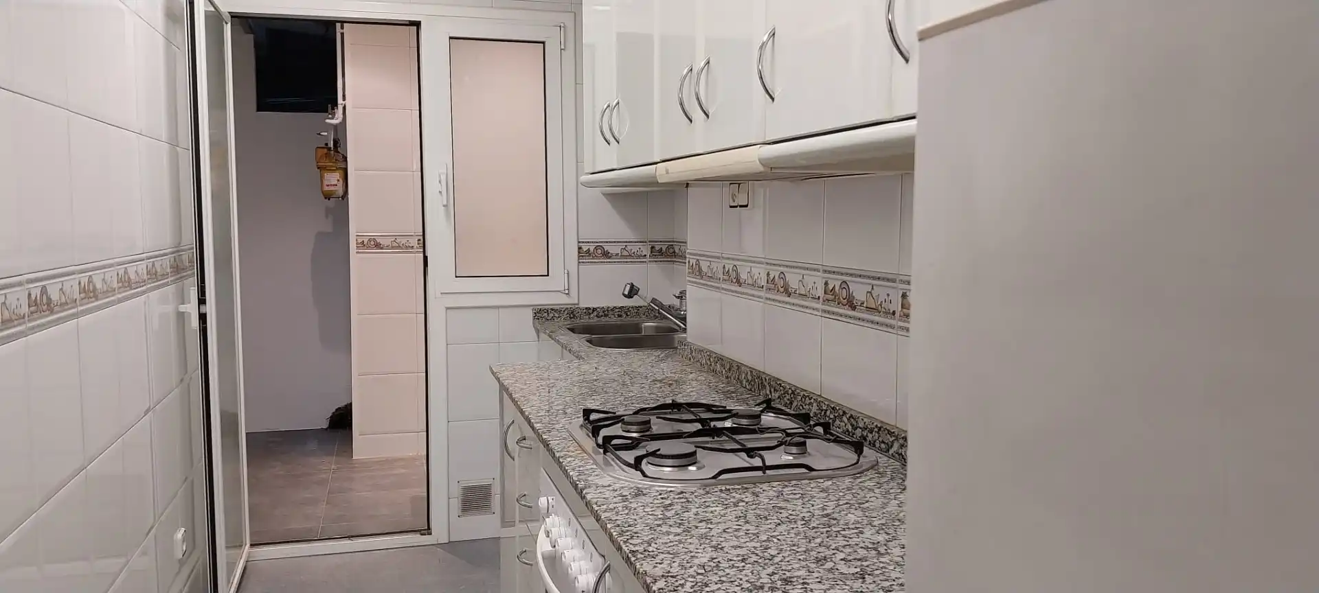 Cocina de Piso en venta en Barcelona con Horno