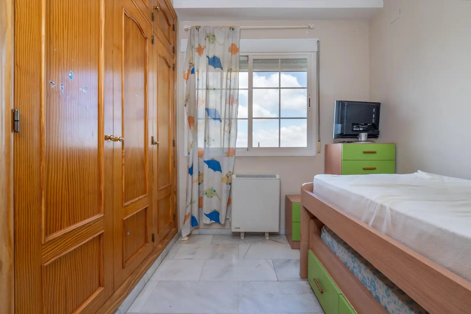 Habitación de Piso en venta en Gójar con Terraza, Trastero y Balcón