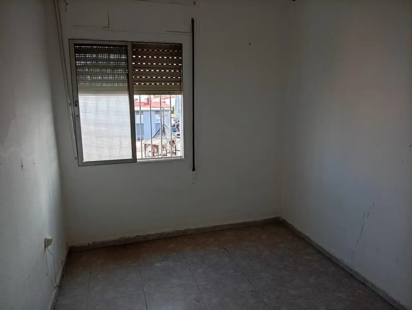 Habitación de Piso en venta en La Línea de la Concepción
