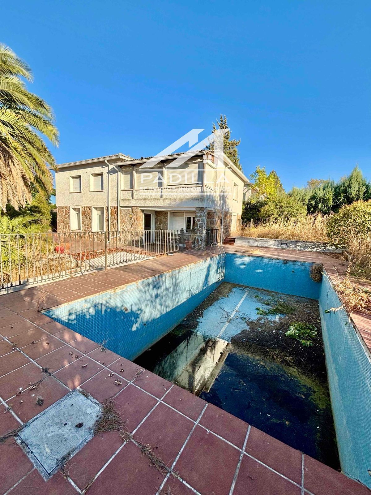 Piscina de Casa o xalet en venda en Casarrubios del Monte amb Aire condicionat, Calefacció i Traster