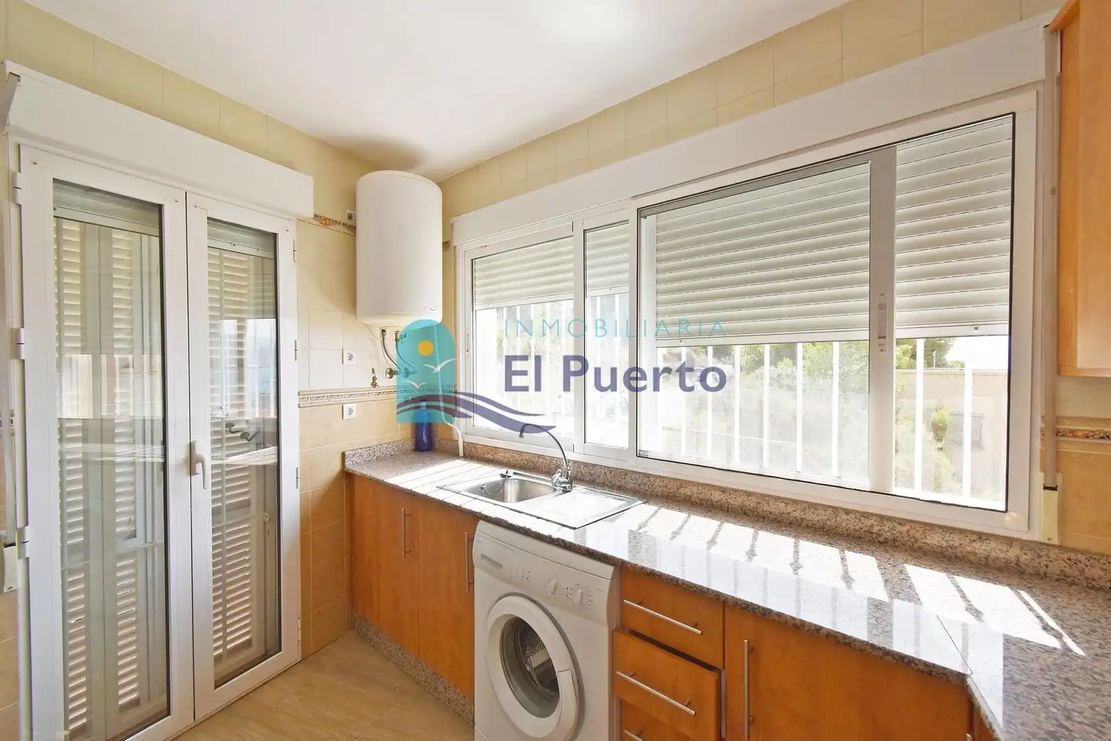 Cuina de Dúplex en venda en Cartagena amb Terrassa, Moblat i Balcó