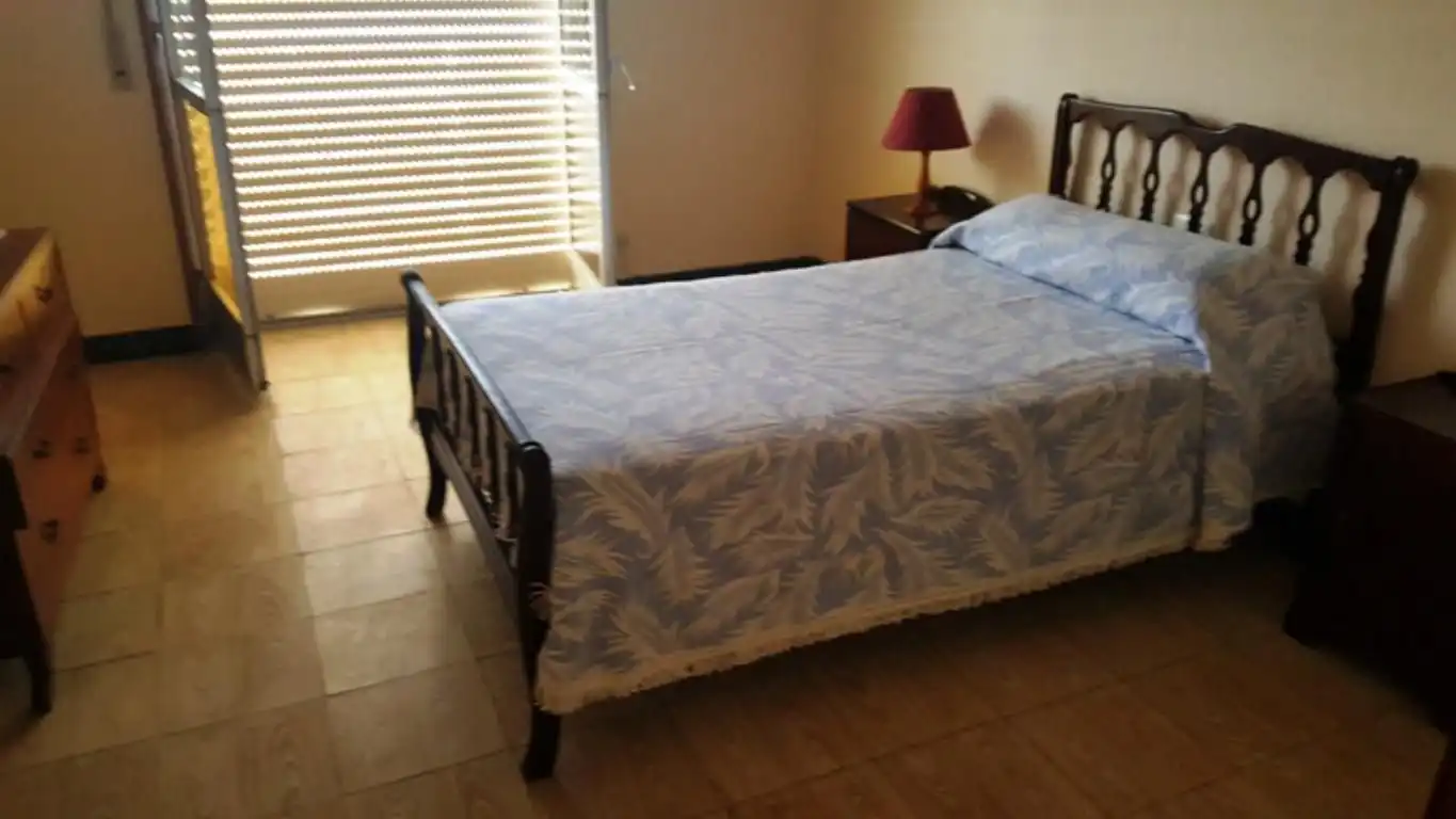 Habitación de Piso en venta en Cuntis con Trastero, Lavadora y Balcón