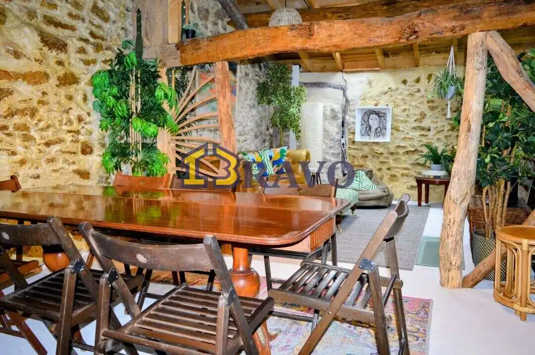Casa adosada en venta en Merindad de Cuesta-Urria