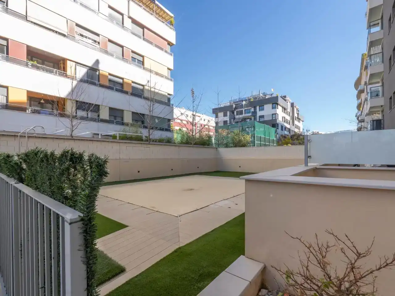 Terrace of Flat for rent in Granada  with Air Conditioner, Swimming Pool and Furnished