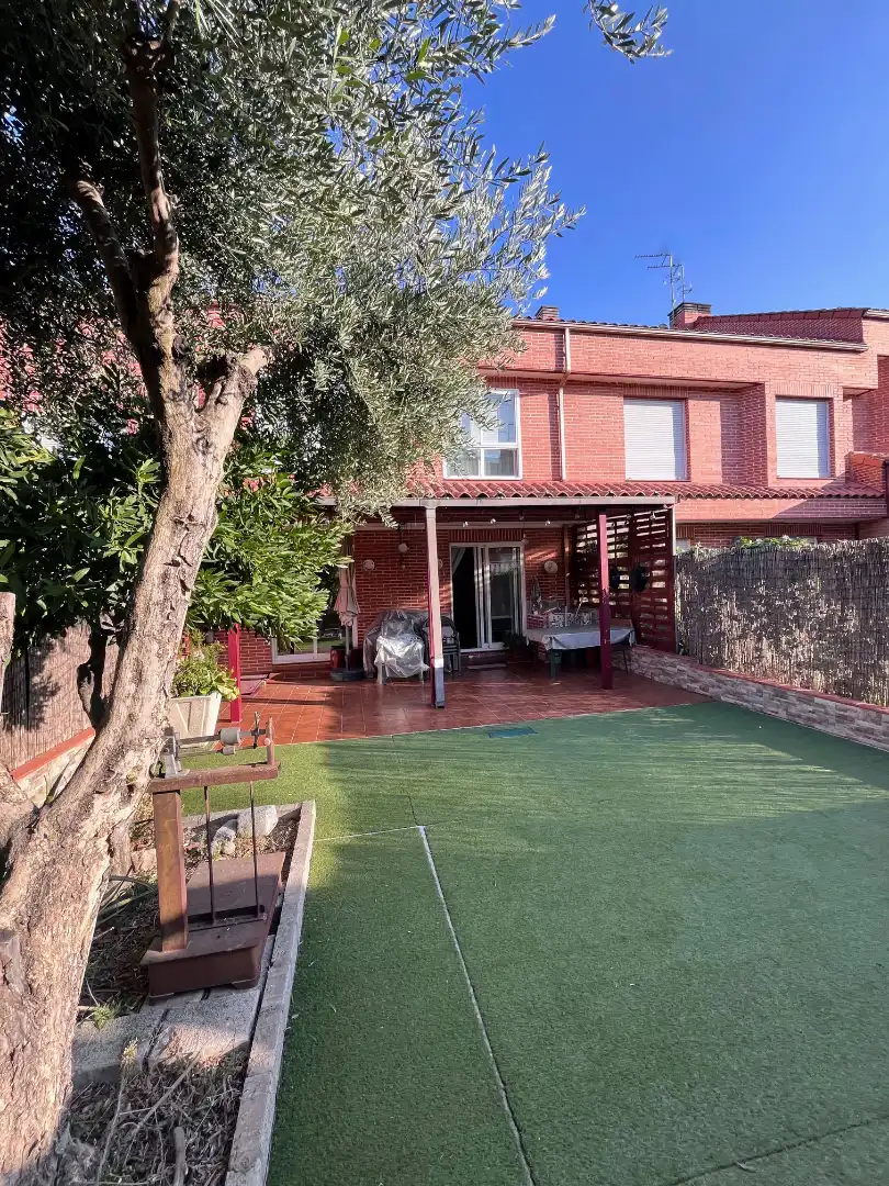 Reihenhaus mit Garten zum Verkauf in Parque Henares