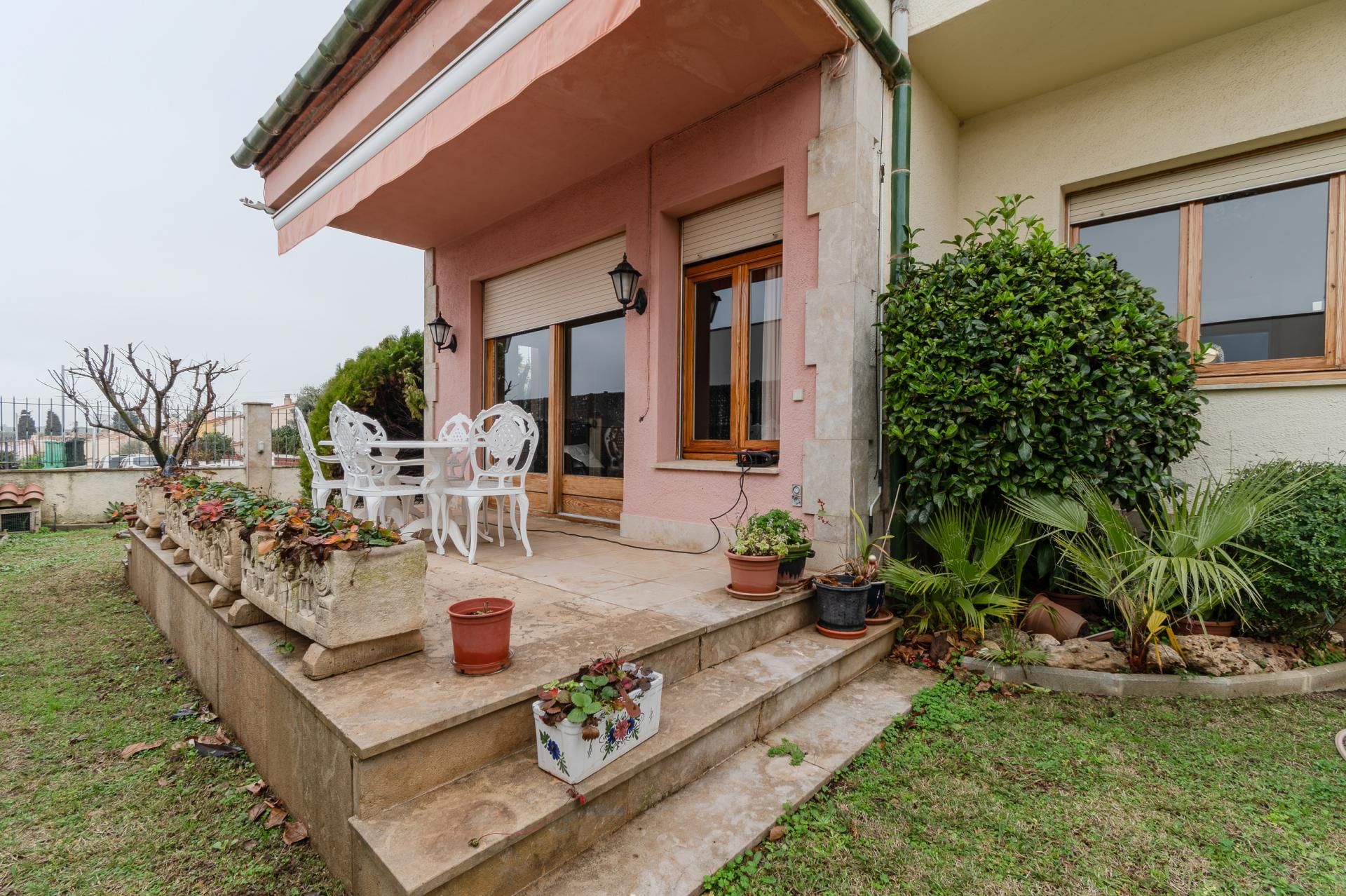 Exterior view of House or chalet for sale in Roses  with Heating, Private garden and Oven