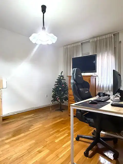 Schlafzimmer von Wohnung zum Verkauf in Sant Boi de Llobregat mit Klimaanlage, Heizung und Parkett
