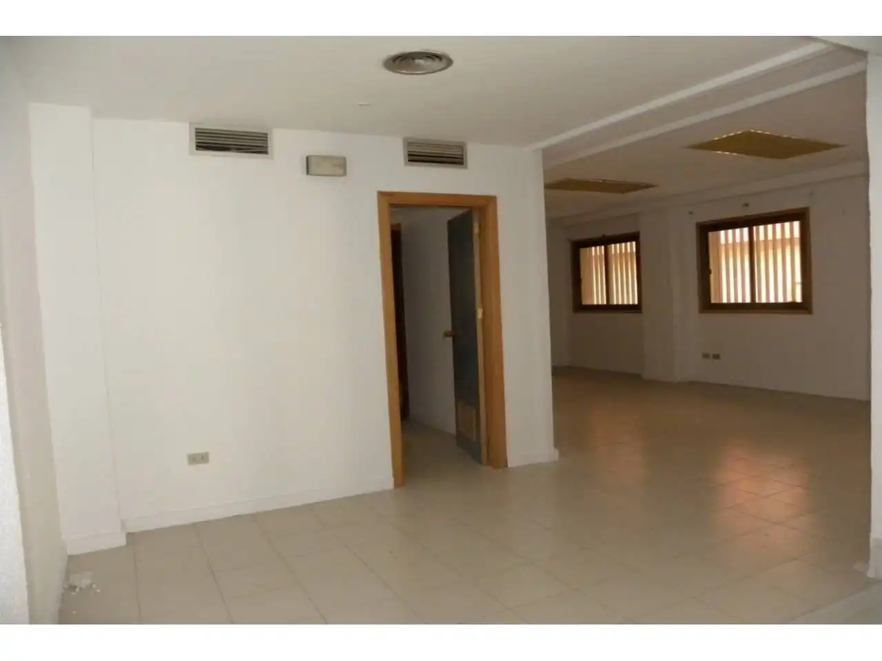 Local comercial en alquiler en Caravaca de la Cruz, imagen 4
