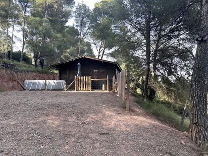 Vista exterior de Finca rústica en venda en La Bisbal d'Empordà