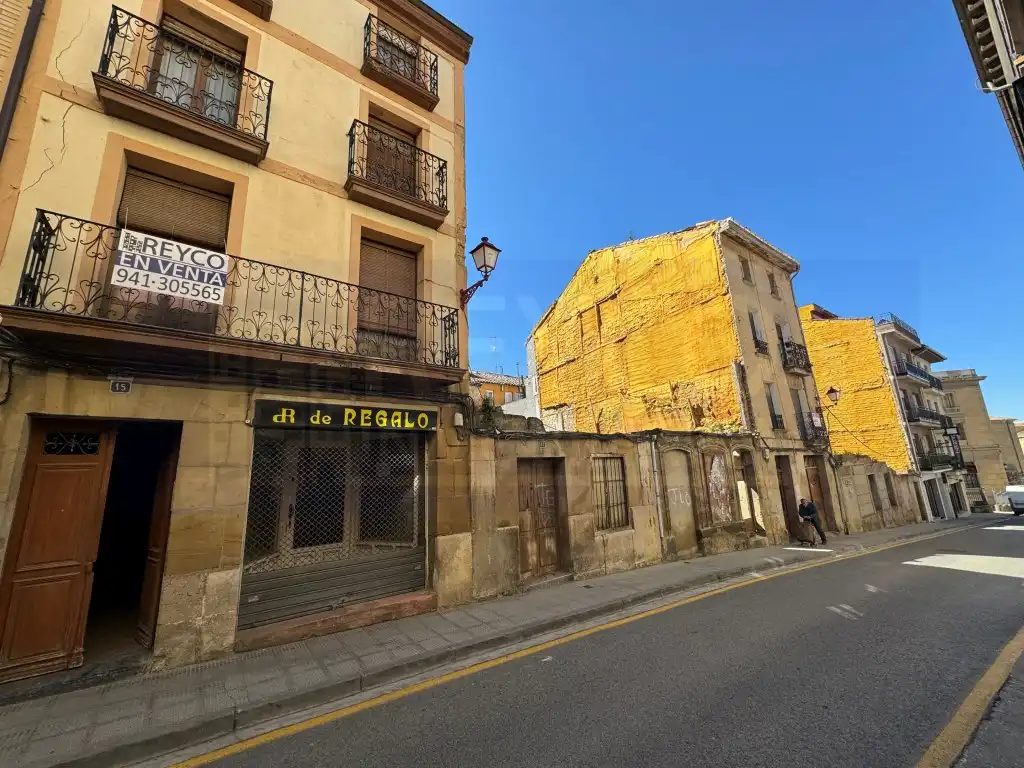 Vista exterior de Casa adosada en venda en Haro