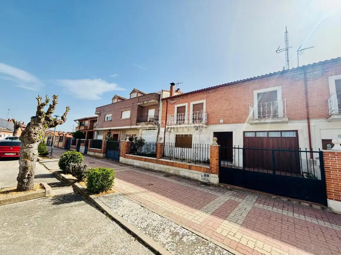 Vista exterior de Casa o chalet en venta en Traspinedo con Calefacción y Trastero