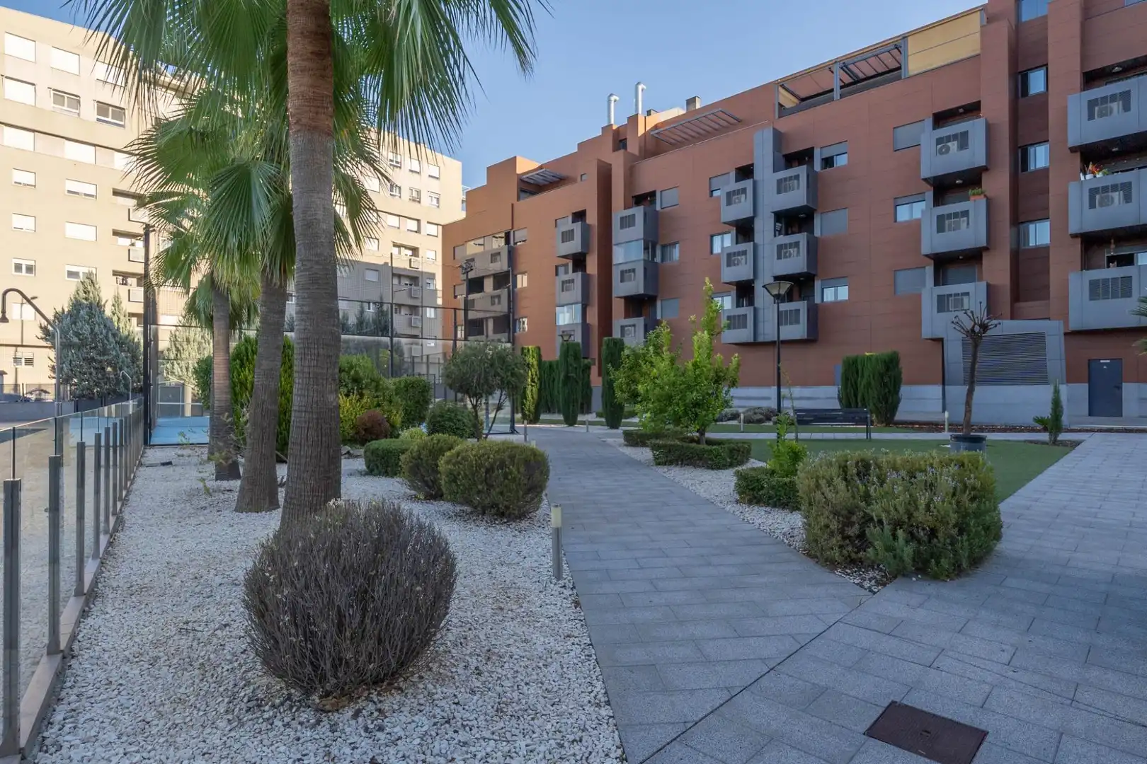 Vista exterior de Apartament en venda en Zaidín