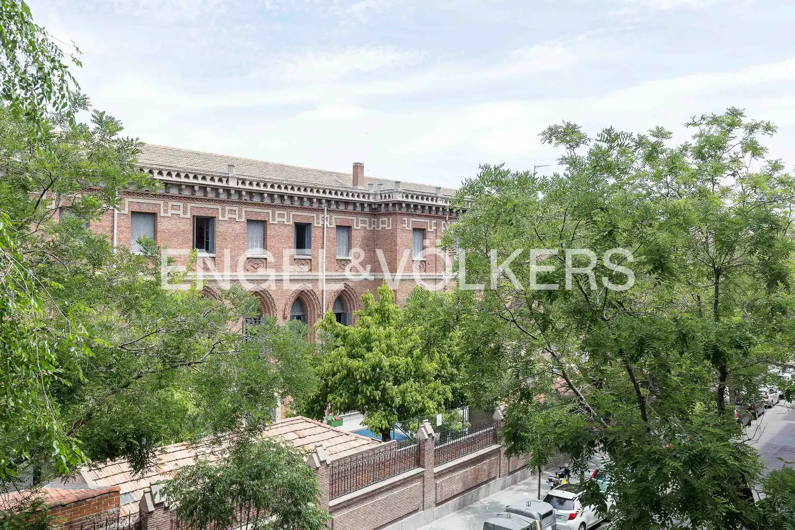 Vista exterior de Pis de lloguer en Madrid amb Aire condicionat i Calefacció