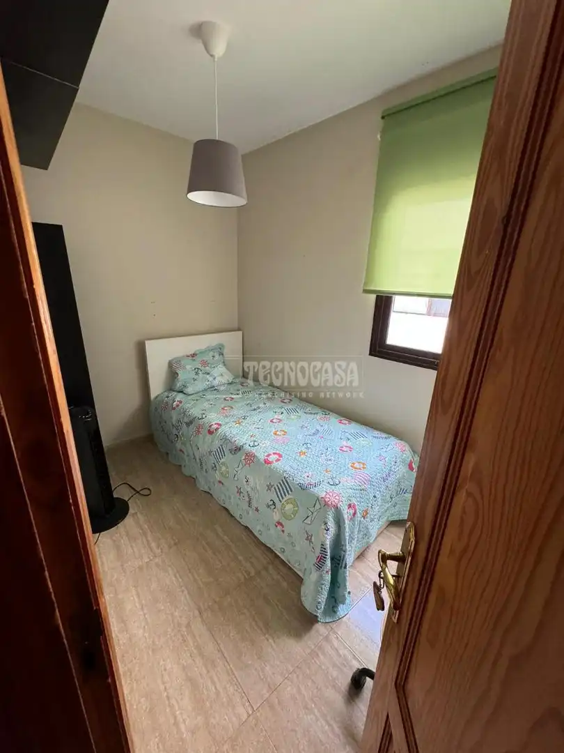 Habitación de Ático en venta en Arrecife con Amueblado y Balcón
