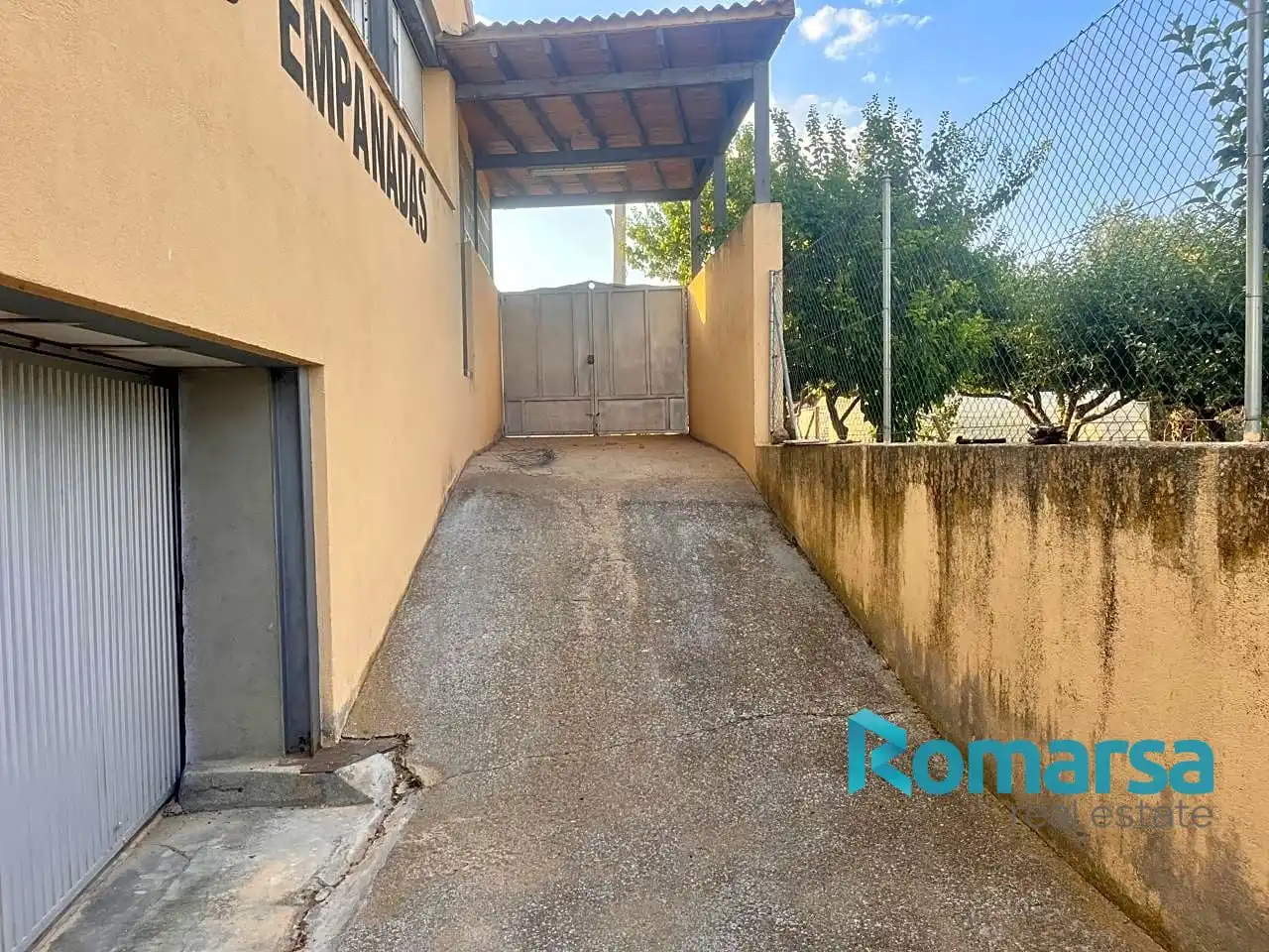 Local en venta en De Piedrahita, Muñogalindo