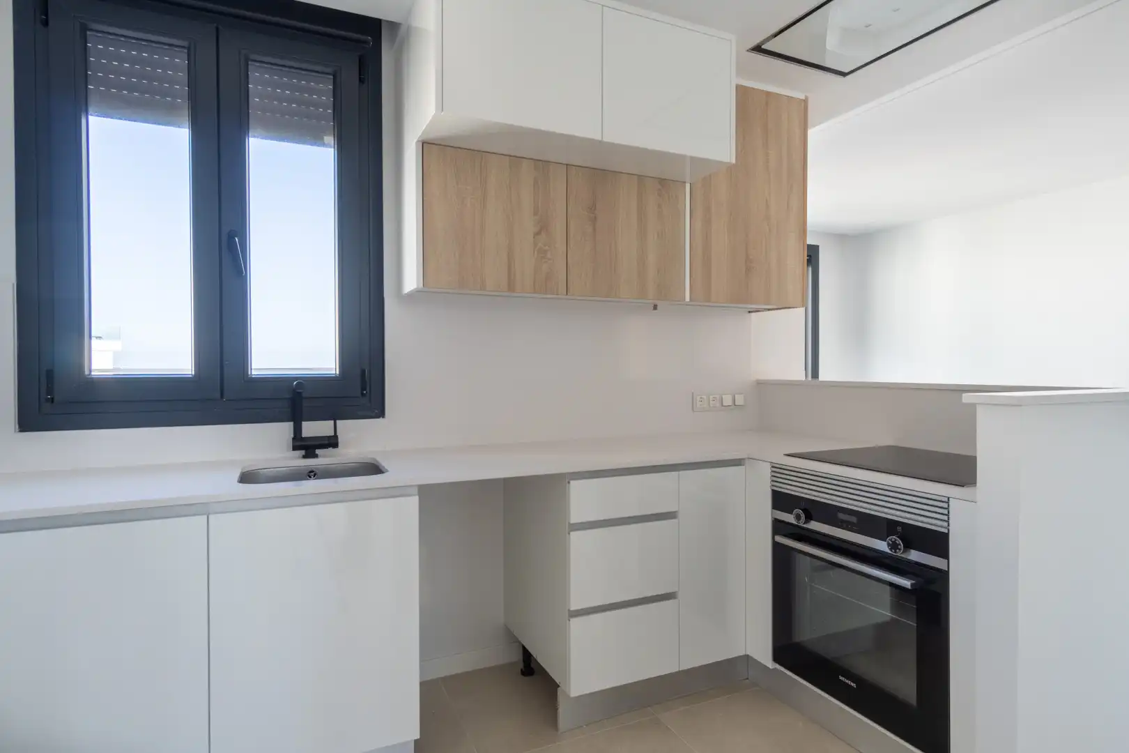 Appartement compact avec terrasse à vendre à Las Marinas / Les Marines, imagen 11