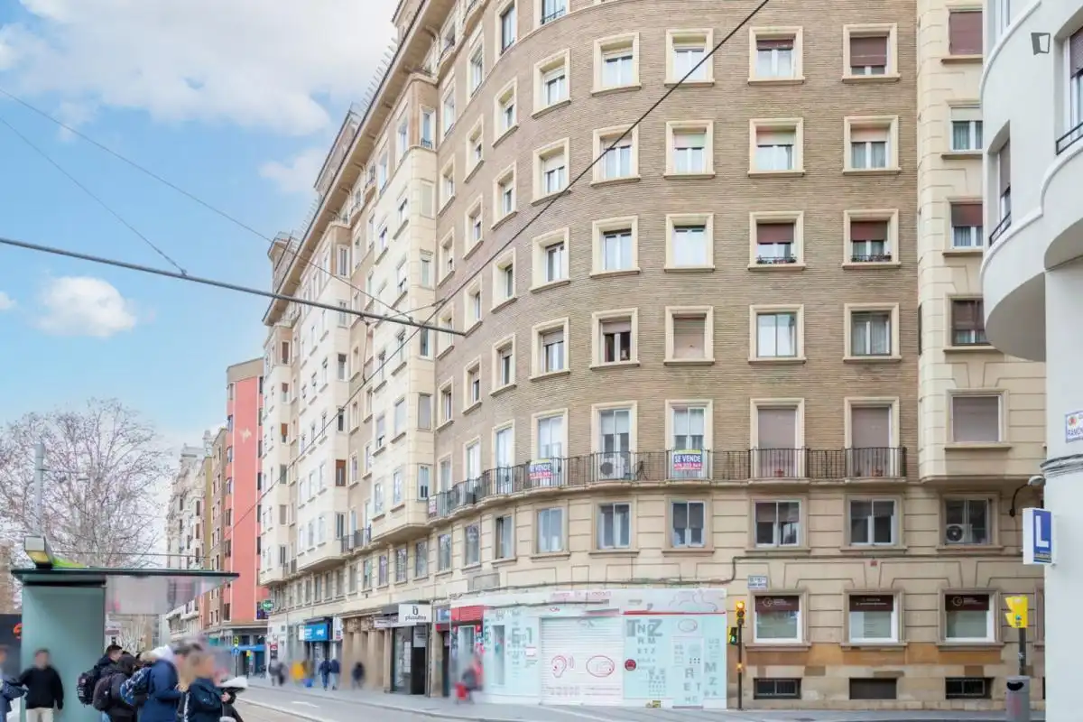 Habitación en Paseo Sagasta