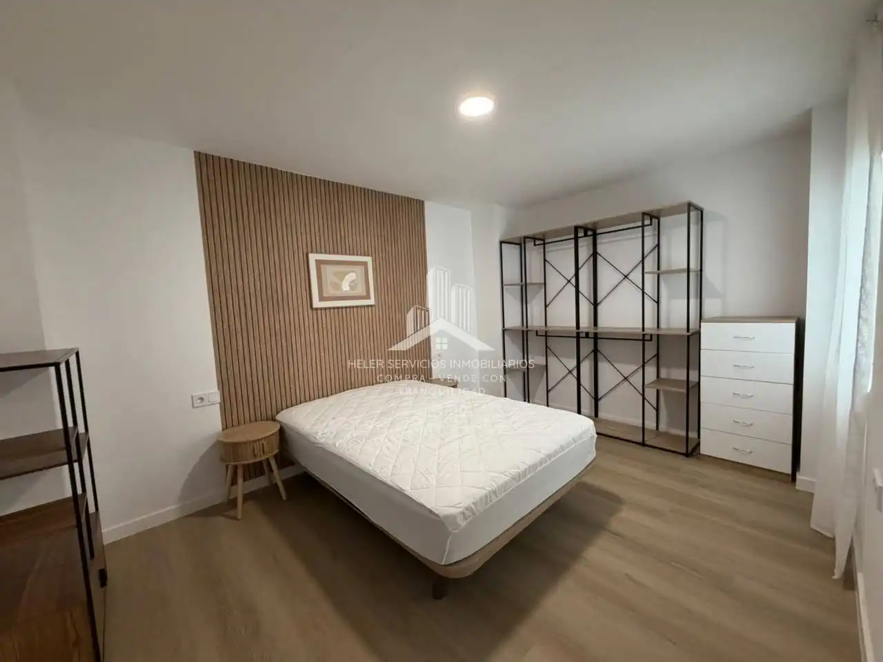 Dormitori de Estudi de lloguer en Vila-real amb Parquet i Moblat