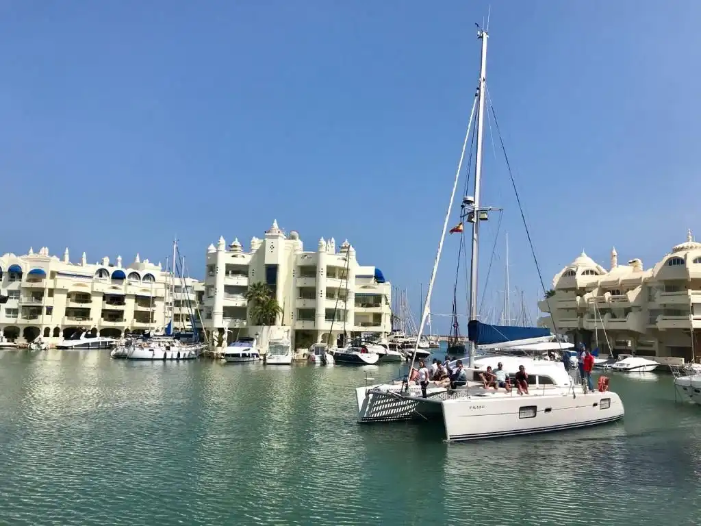 Wohnung zum Verkauf in Benalmádena mit Klimaanlage und Balkon