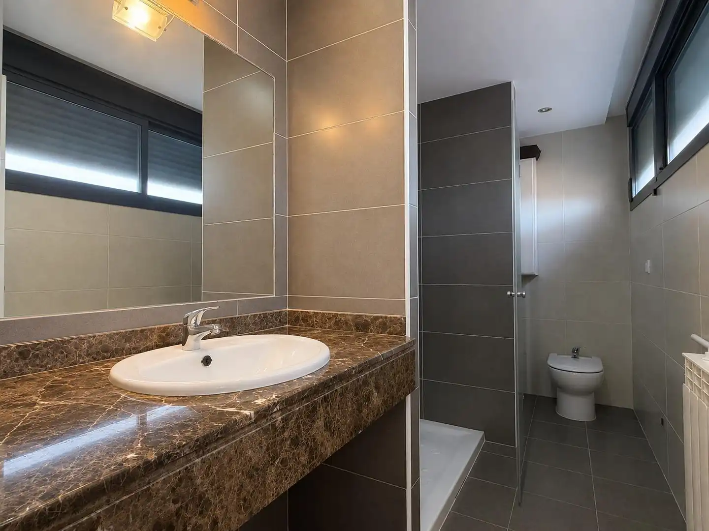 Baño de Casa o chalet en venta en Guadalajara con Calefacción, Terraza y Piscina