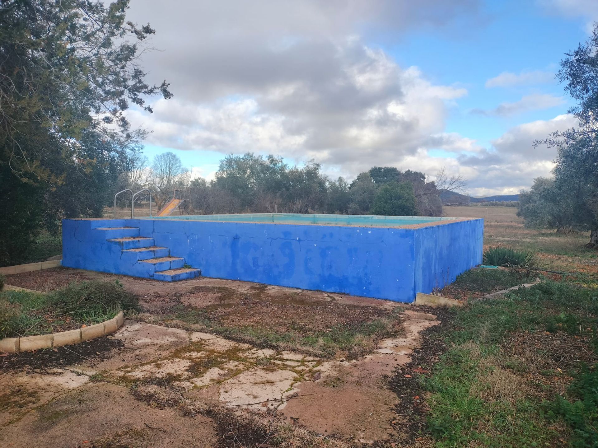 Swimming pool of Country house for sale in Argamasilla de Calatrava  with Terrace, Storage room and Swimming Pool