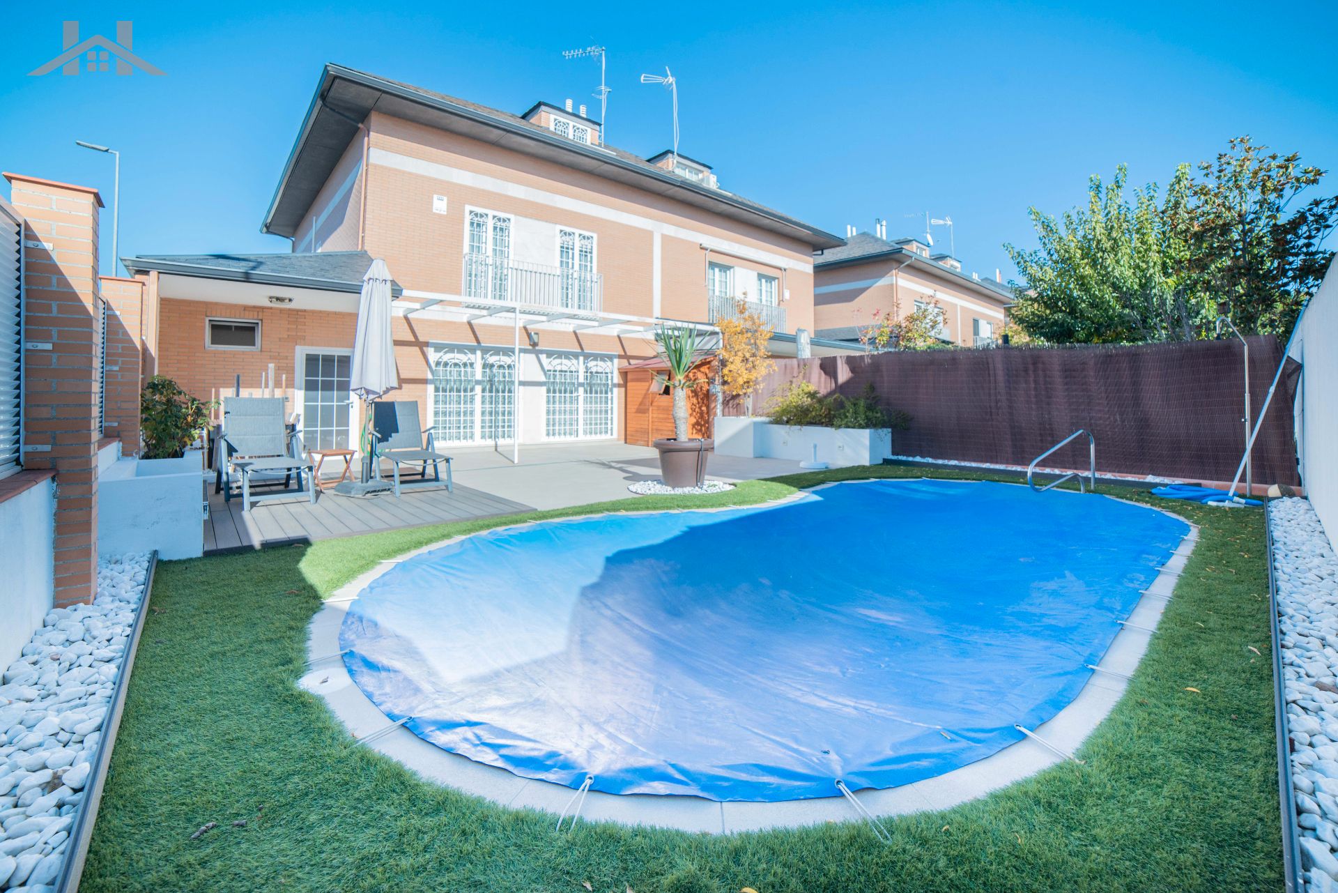 Piscina de Casa o xalet en venda en Rivas-Vaciamadrid amb Aire condicionat, Calefacció i Jardí privat