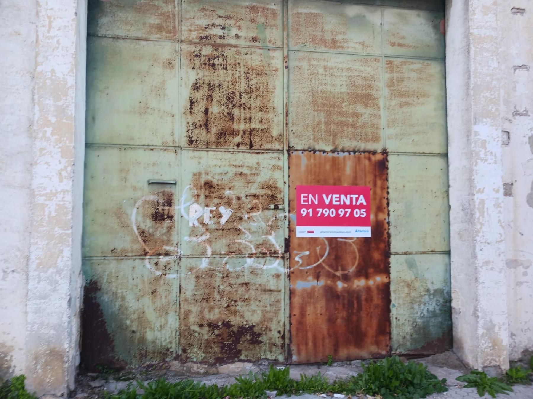 Vista exterior de Nave industrial en venta en  Sevilla Capital