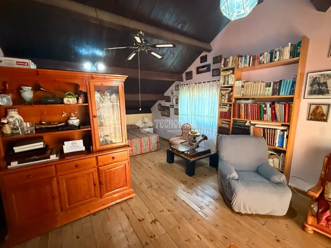 Sala de estar de Casa o chalet en venta en Villar del Olmo con Aire acondicionado y Calefacción