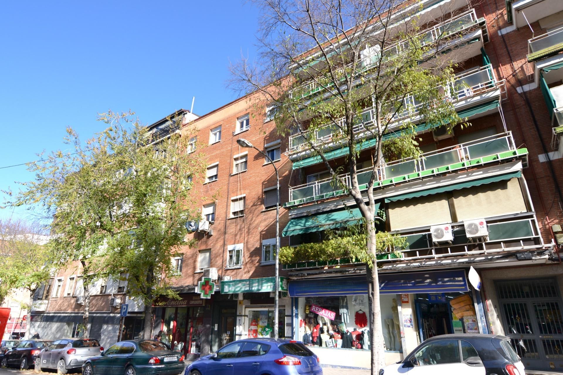 Exterior view of Flat for sale in  Madrid Capital  with Heating