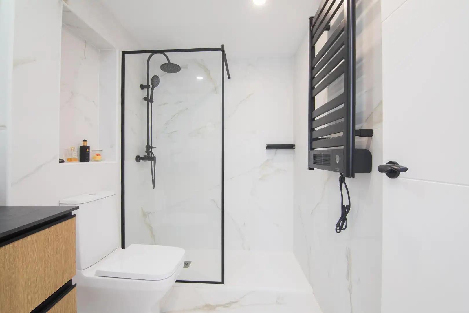 Baño de Piso en venta en Elche / Elx con Aire acondicionado y Balcón