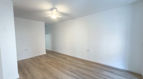 Foto 4 von Wohnung zur Miete in Benalúa, Alicante / Alacant