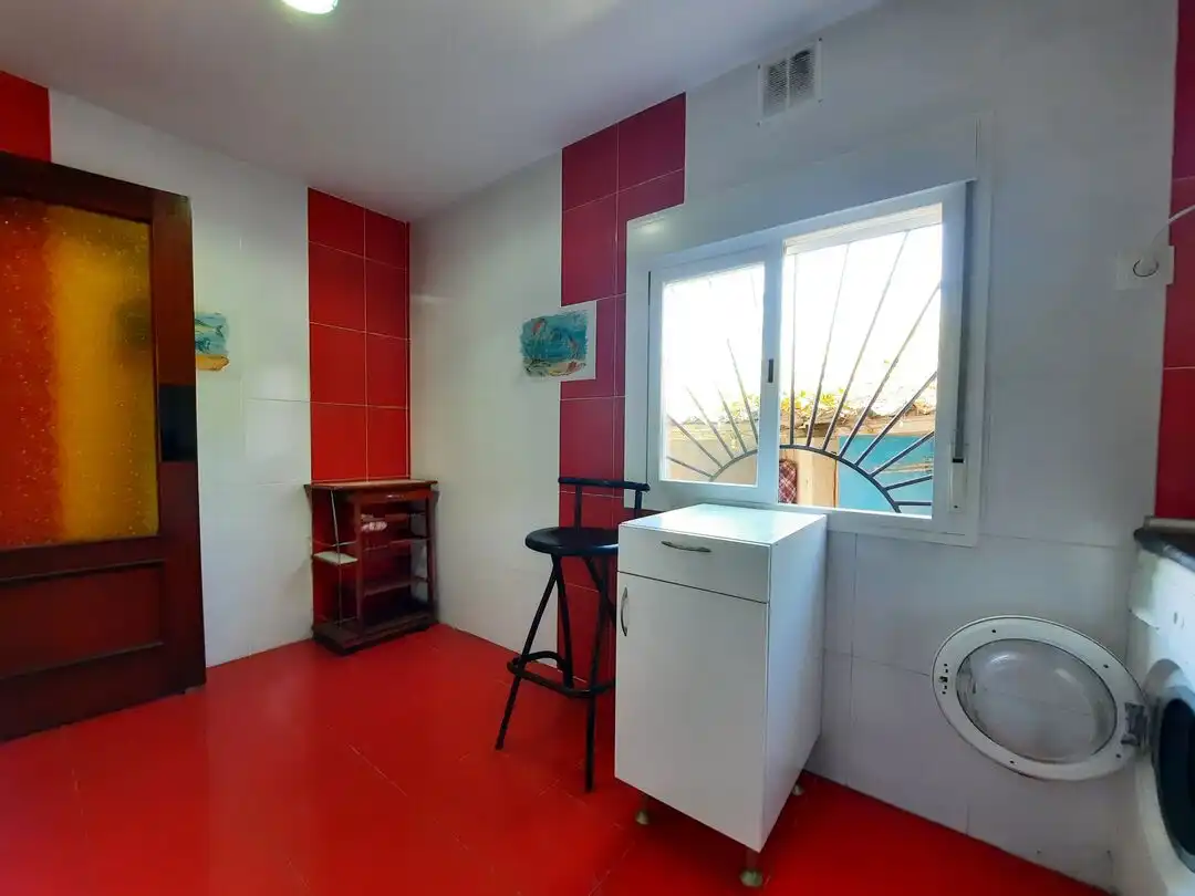 Cocina de Casa o chalet en venta en Escalona con Calefacción, Jardín privado y Trastero
