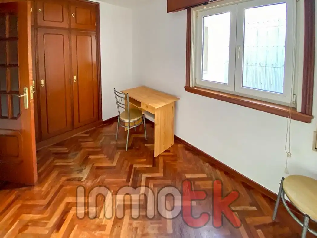 Habitación de Piso en venta en A Coruña Capital  con Parquet y Trastero