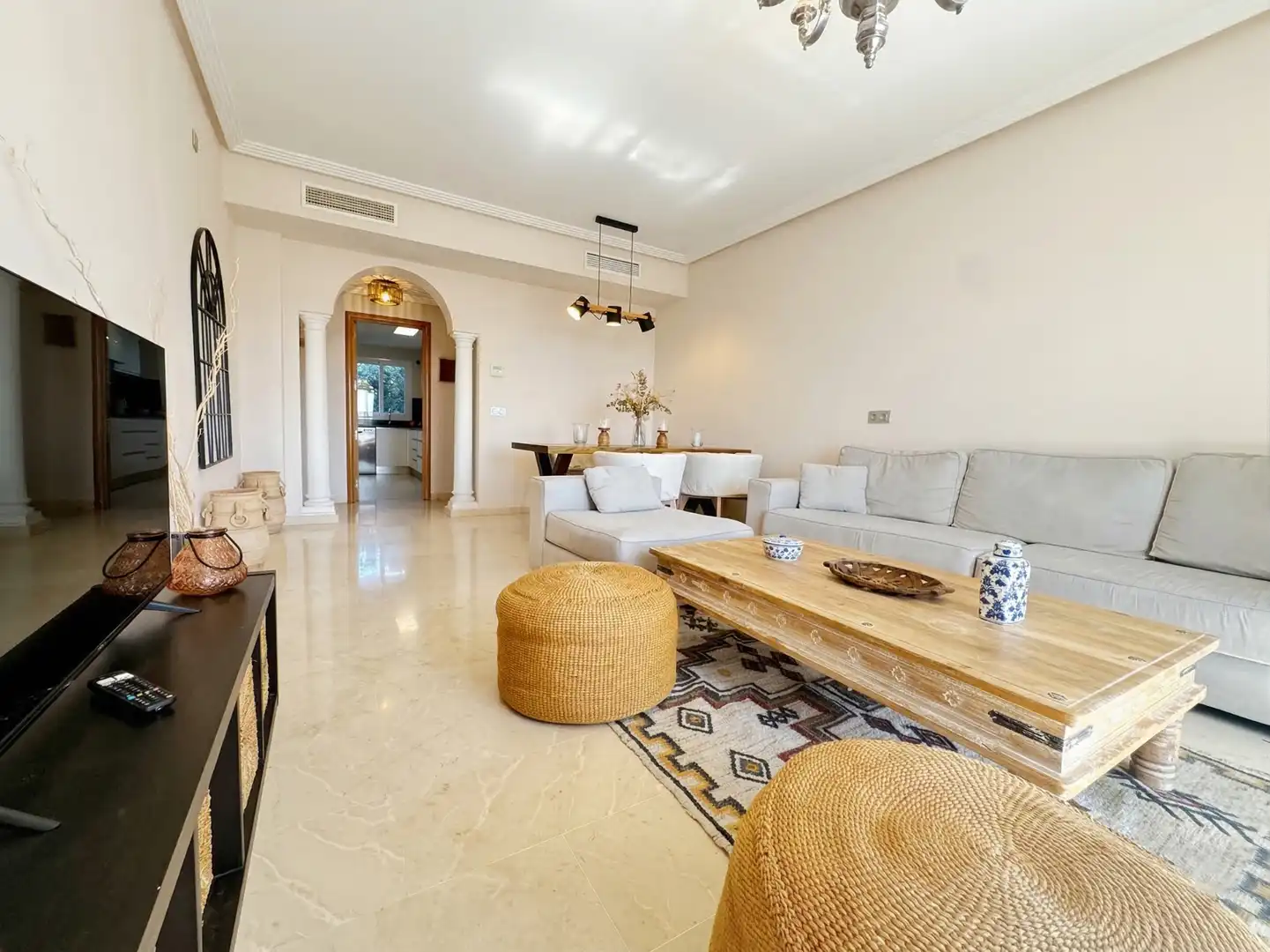 Sala de estar de Apartamento en venta en Manilva con Aire acondicionado, Calefacción y Terraza