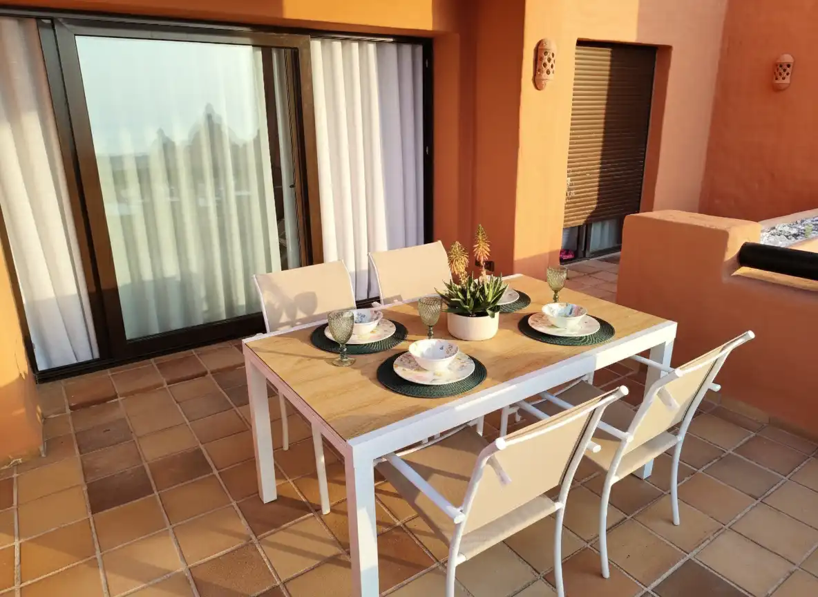 Terrassa de Apartament en venda en Manilva amb Aire condicionat, Terrassa i Piscina