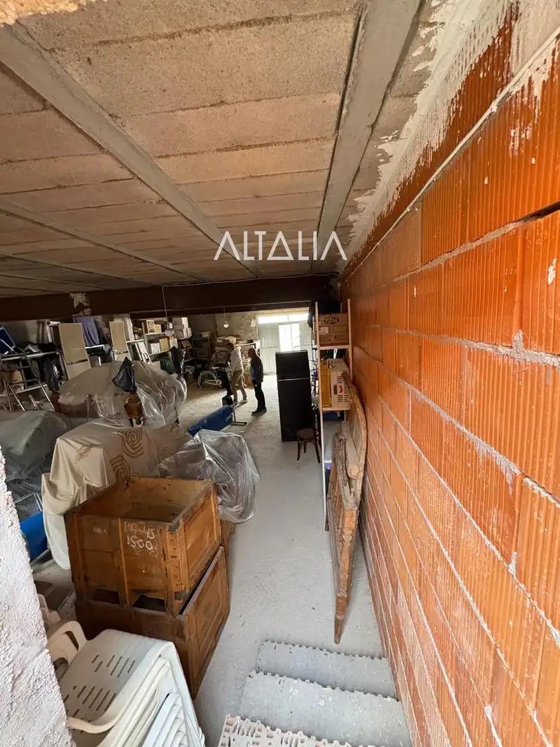 Industrial buildings for sale in Los Hinojosos  