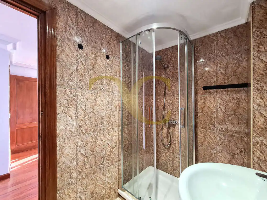 Bathroom of Flat for sale in Centro - Casco Histórico