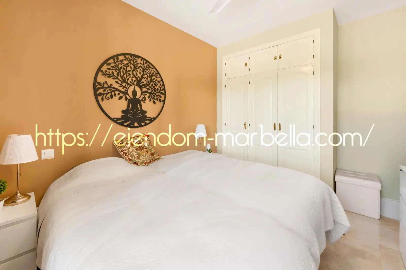 Schlafzimmer von Wohnungen zum Verkauf in Marbella mit Klimaanlage, Terrasse und Möbliert