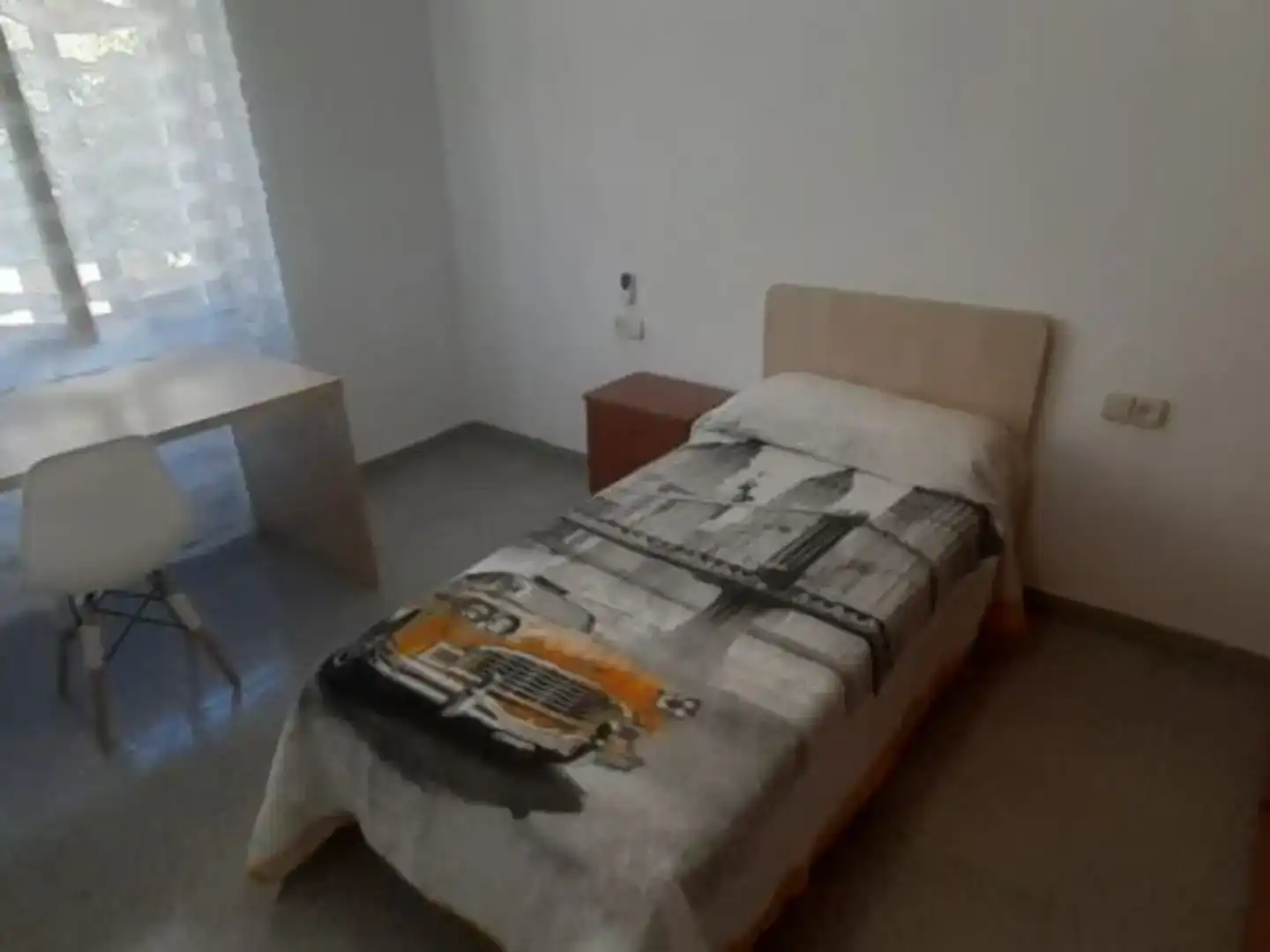 Bedroom of Flat for rent in Ontinyent