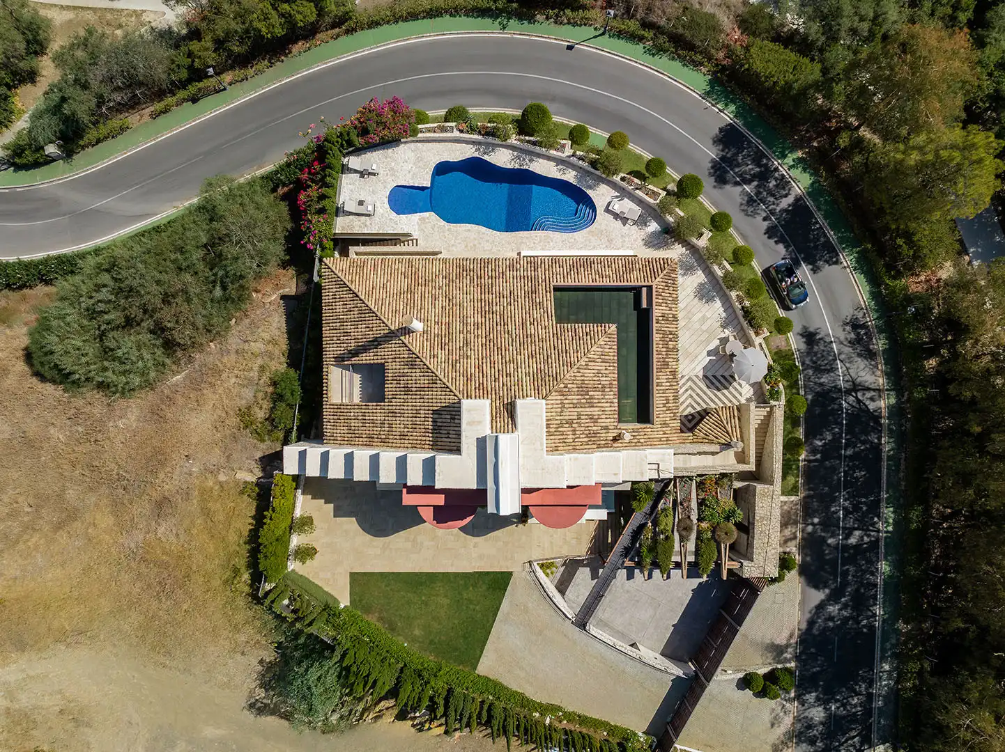 Vista exterior de Casa o chalet en venta en Benahavís con Aire acondicionado, Jardín privado y Terraza
