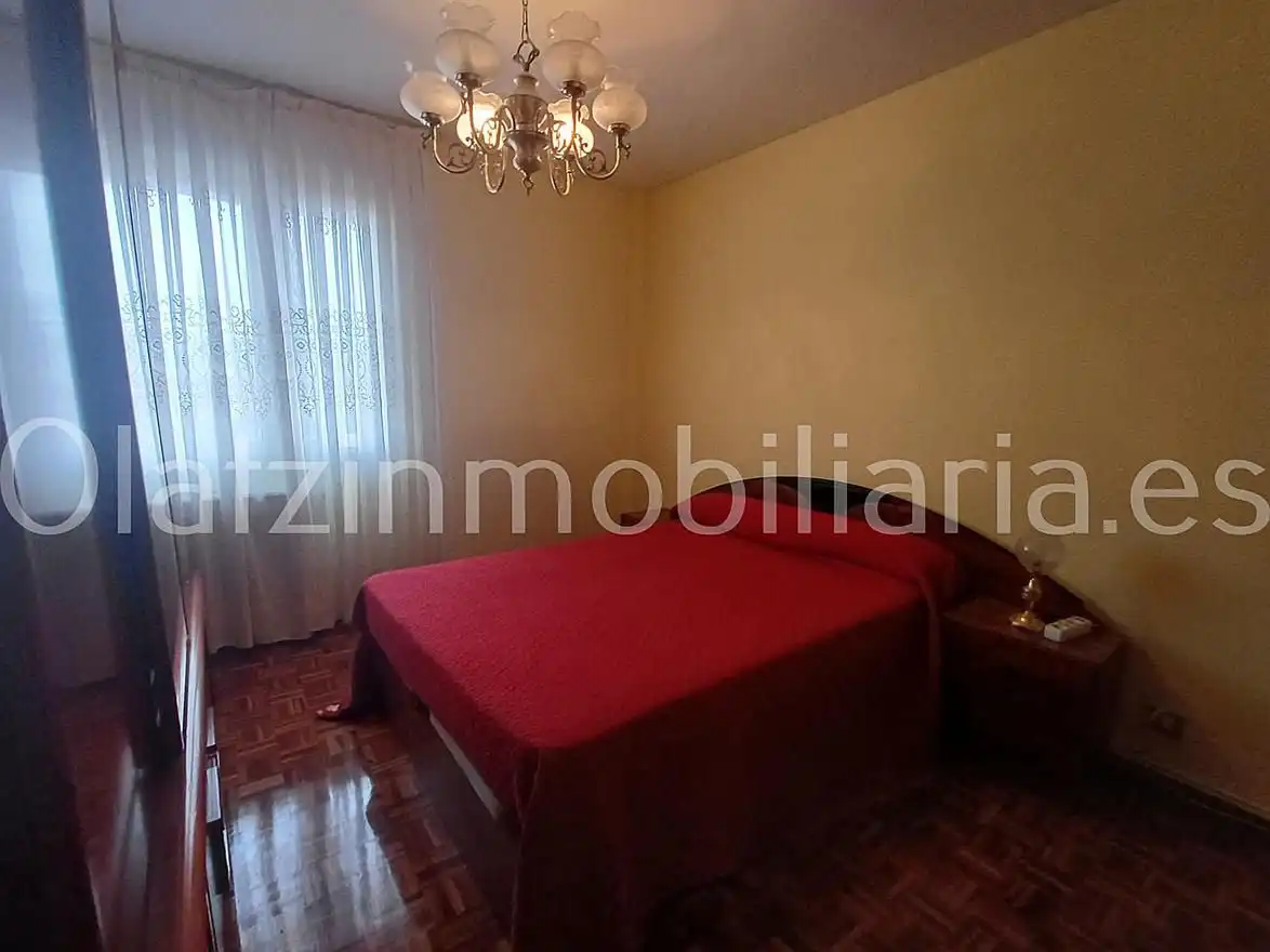 Bedroom of Flat for sale in Medina de Pomar  with Heating, Terrace and Community pool